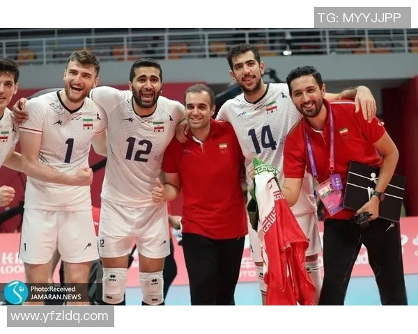 伊朗男排与加拿大男排激战正酣谁能在国际赛场上笑到最后